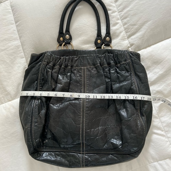 9🔥 MIU MIU BLACK VITELLO SHINE LEATHER GATHERED HOBO 🔥 - Picture 9 of 12